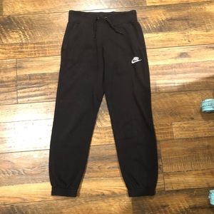 Nike sweat pants small